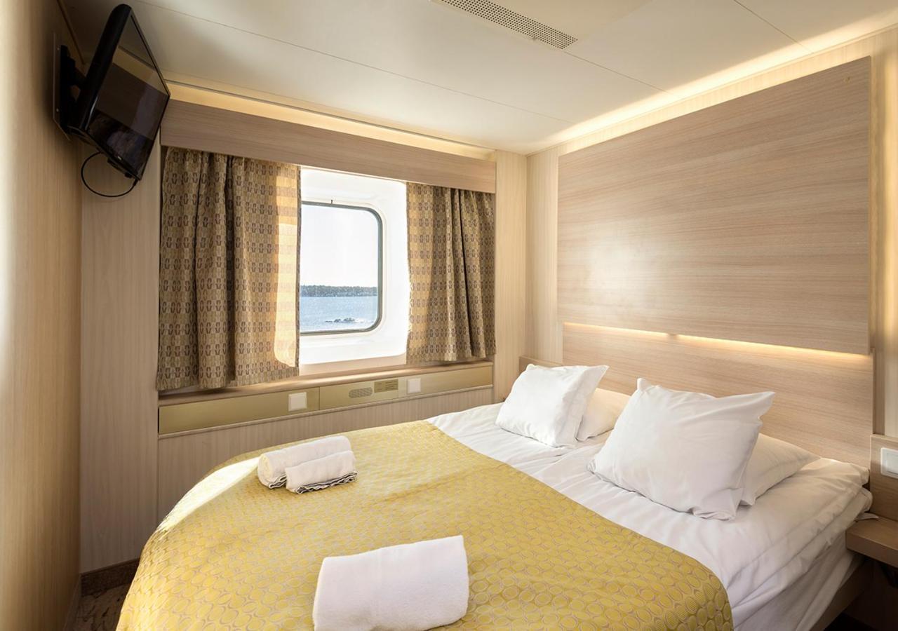 Viking Line Ferry Viking Cinderella - 2-night Cruise Helsinki-stockholm-helsinki  *