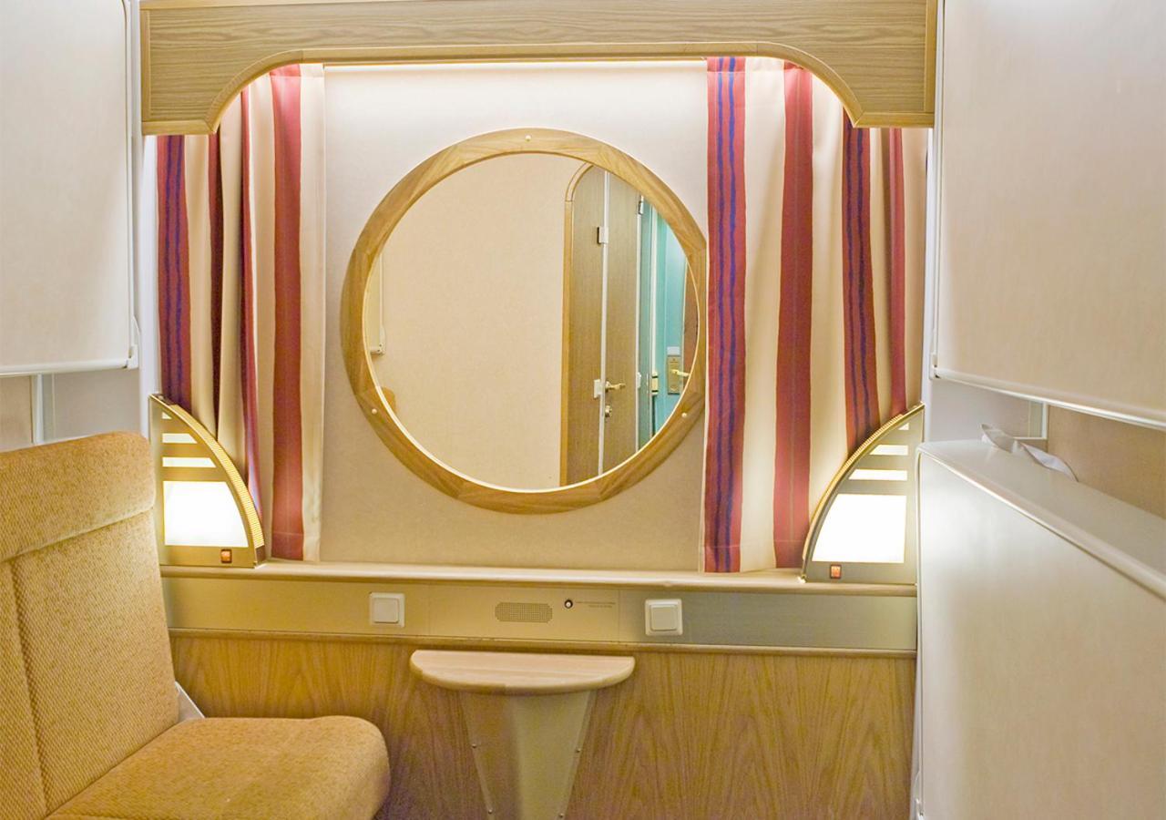  Viking Line Ferry Viking Cinderella - 2-night Cruise Helsinki-stockholm-helsinki *
