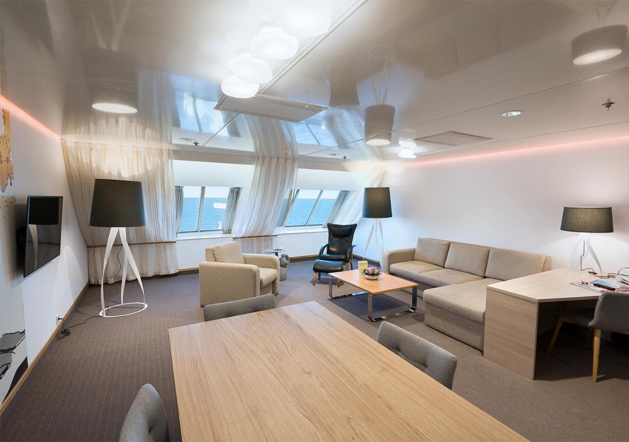 Viking Line Ferry Viking Cinderella - 2-night Cruise Helsinki-stockholm-helsinki Helsinki